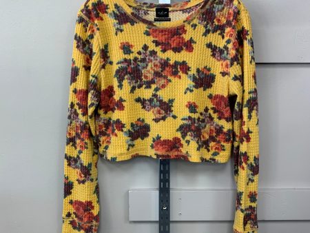 Top Long Sleeve Basic By Urban Outfitters In Yellow, Size: Xl Online Sale